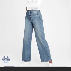 GAP Sky High Wide-Leg Color: Medium Indigo Jeans Size 26 EUC